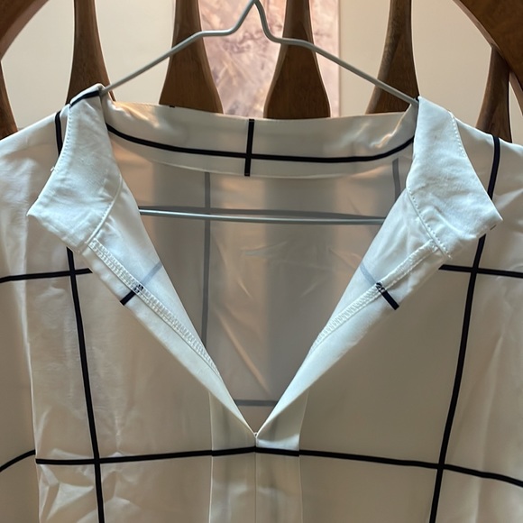 White with black stripes blouse - Picture 3 of 5